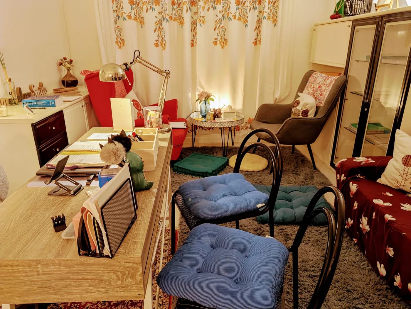 Un altro angolo dello studio in Via Carlo Forlanini a Cagliari