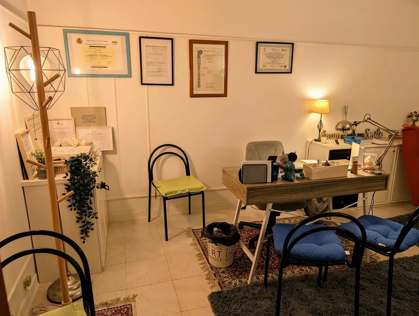 Dettaglio dello studio della dottoressa Atzeni